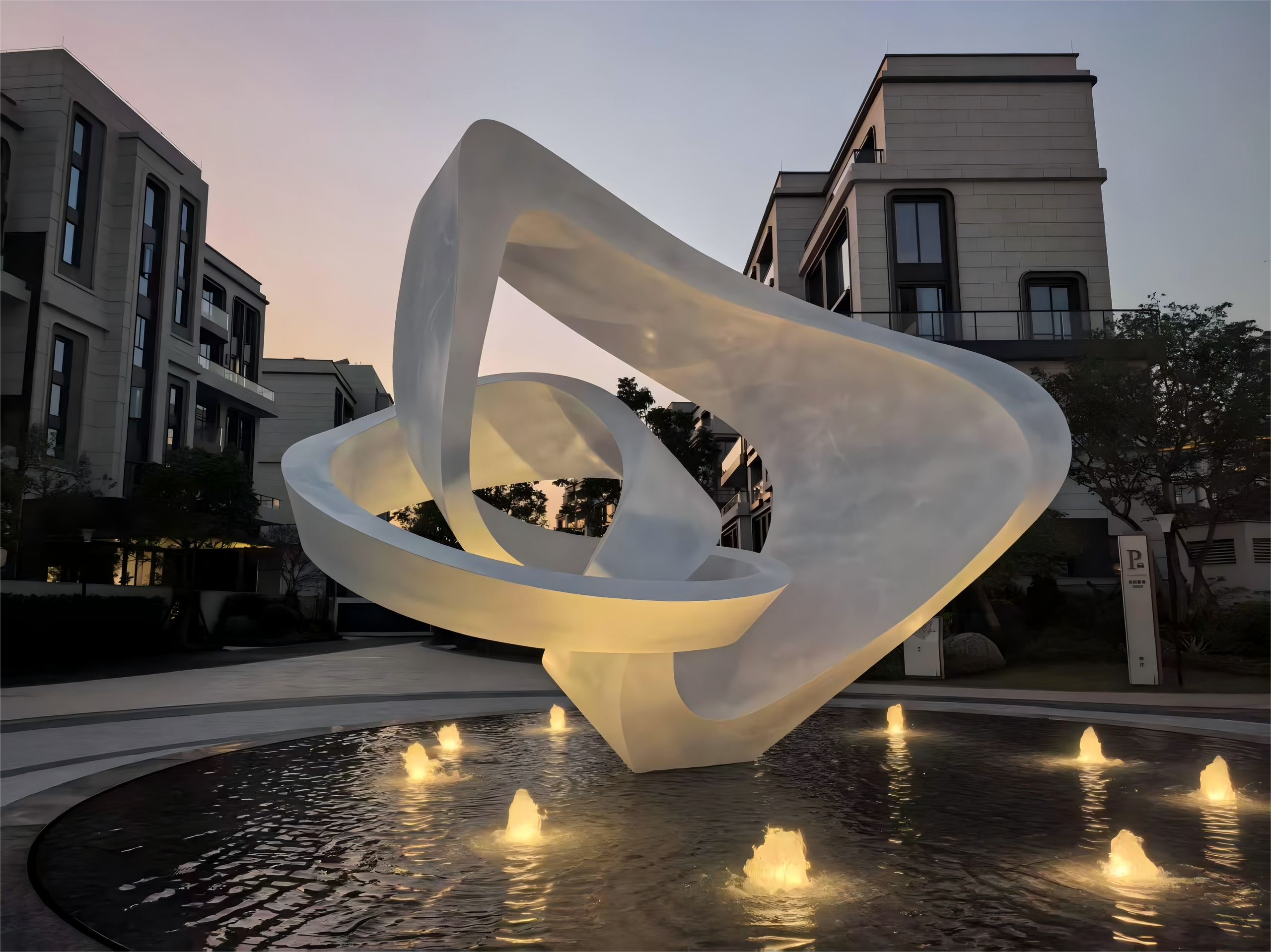 "Veins 《脉络》" - Guangzhou, China, 2026
Originally conceived as a marble sculpture, Veins was reinterpreted as a monumental stainless-steel work for a permanent public installation at The Green Shore in Guangzhou. Its flowing and interconnected lines represent the invisible relationships between generations, memories, roots, time and human lives.